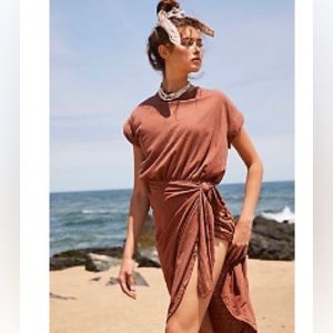 Free people beach Leila MIDI dress color mesa. Size L tie front